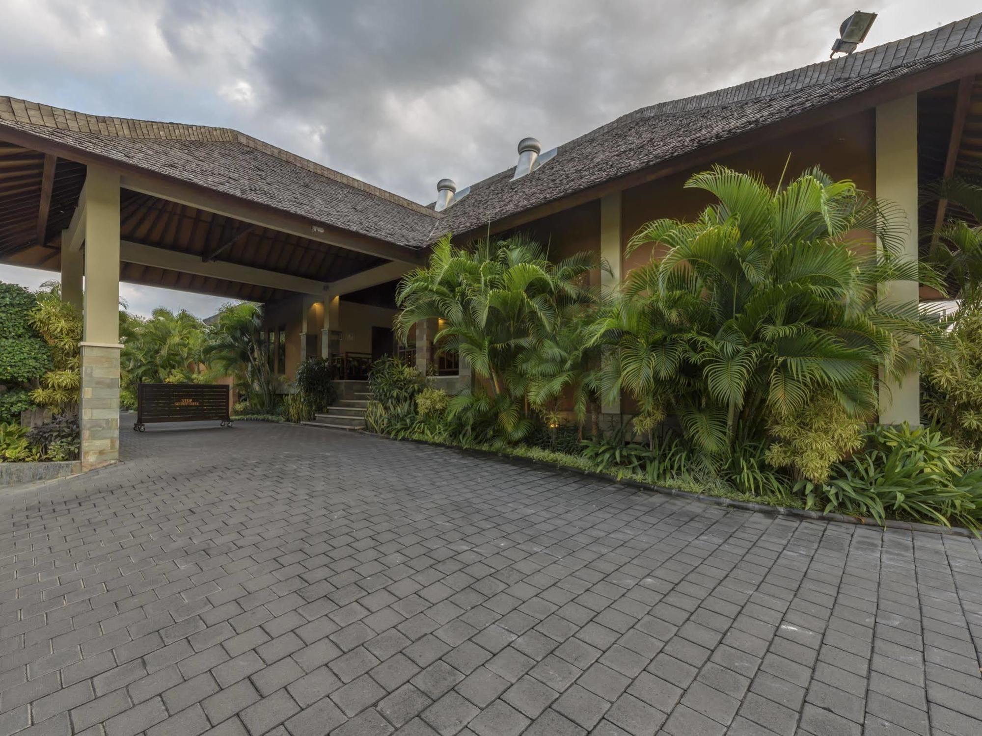 The Kunja Villa-Hotel Seminyak Exteriör bild